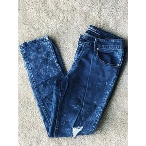 Mossimo mid rise skinny jeans NWOT